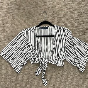 Black and white striped tie top